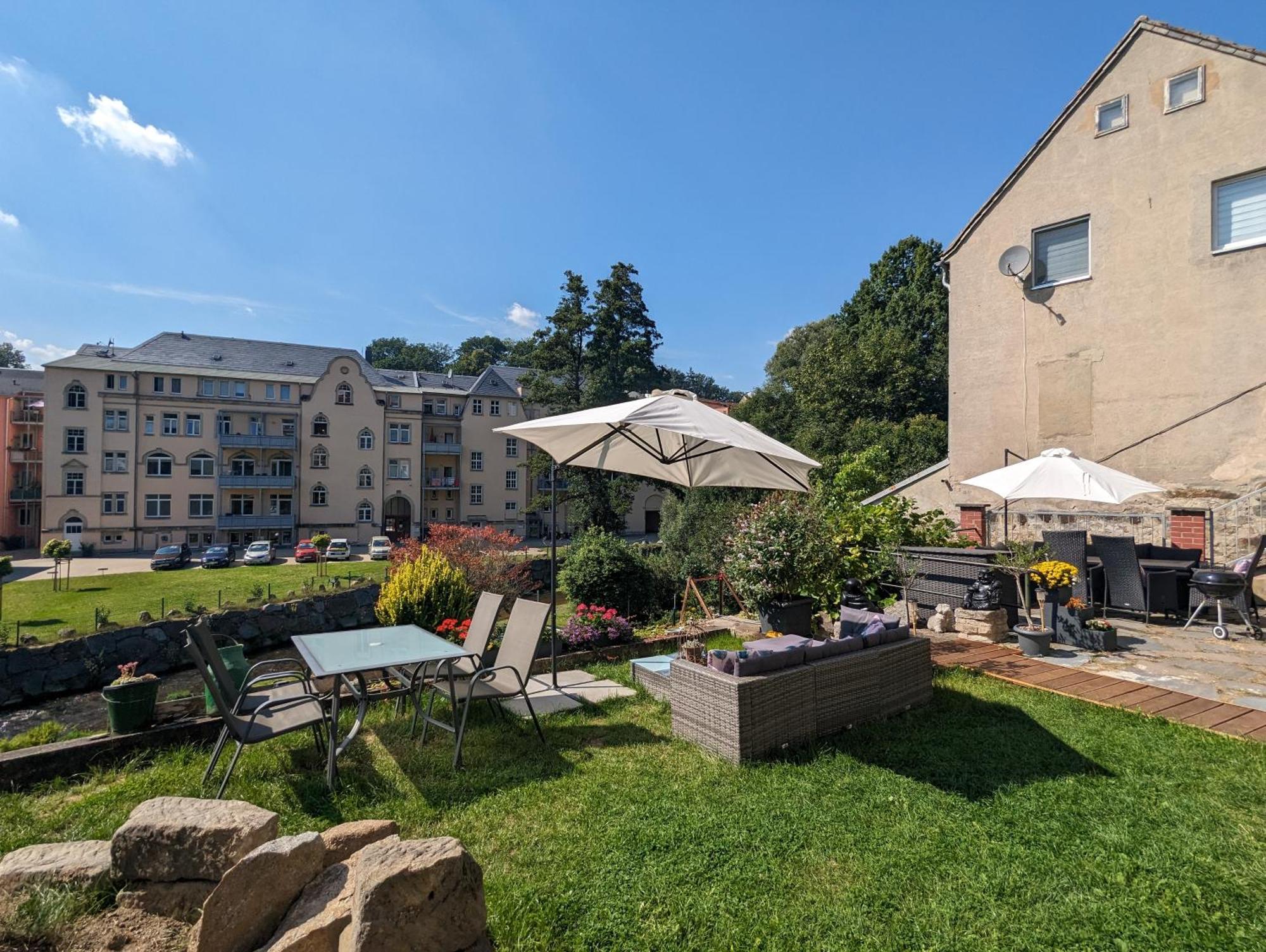 F1 - Urlaubsmagie - Helle Wohnung Mit Sauna & Pool & Whirlpool Sebnitz Exterior photo